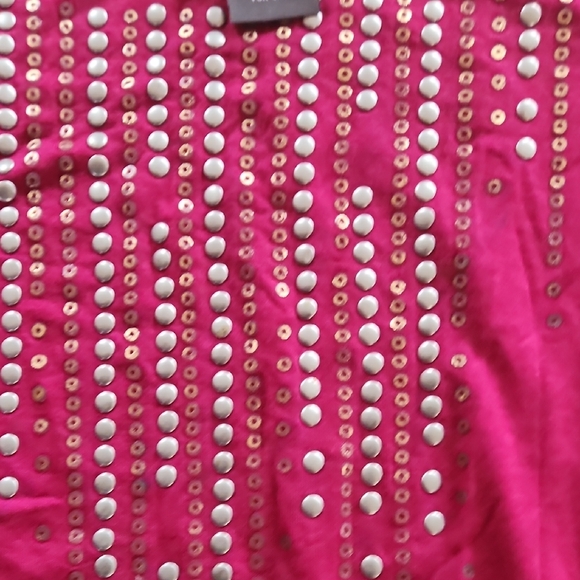 Elegant Fuchsia Cold Shoulder Top - Picture 15 of 17